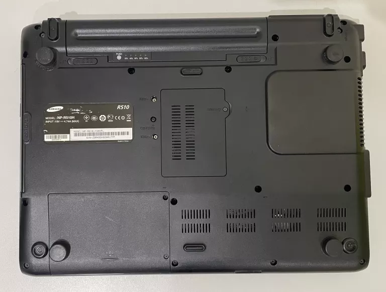 LAPTOP SAMSUNG INTEL PENTIUM 2 DUO 4GB RAM 320GB HDD