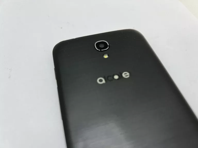 SMARTFON ALCATEL POP 4 1 GB / 8 GB 4G (LTE) CZARNY ZBITY EKRAN