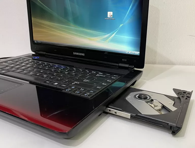LAPTOP SAMSUNG INTEL PENTIUM 2 DUO 4GB RAM 320GB HDD