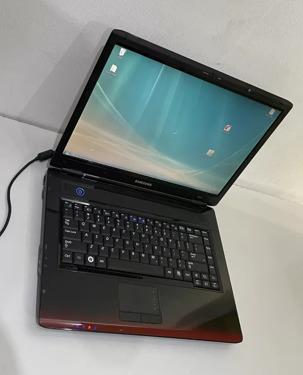 LAPTOP SAMSUNG INTEL PENTIUM 2 DUO 4GB RAM 320GB HDD