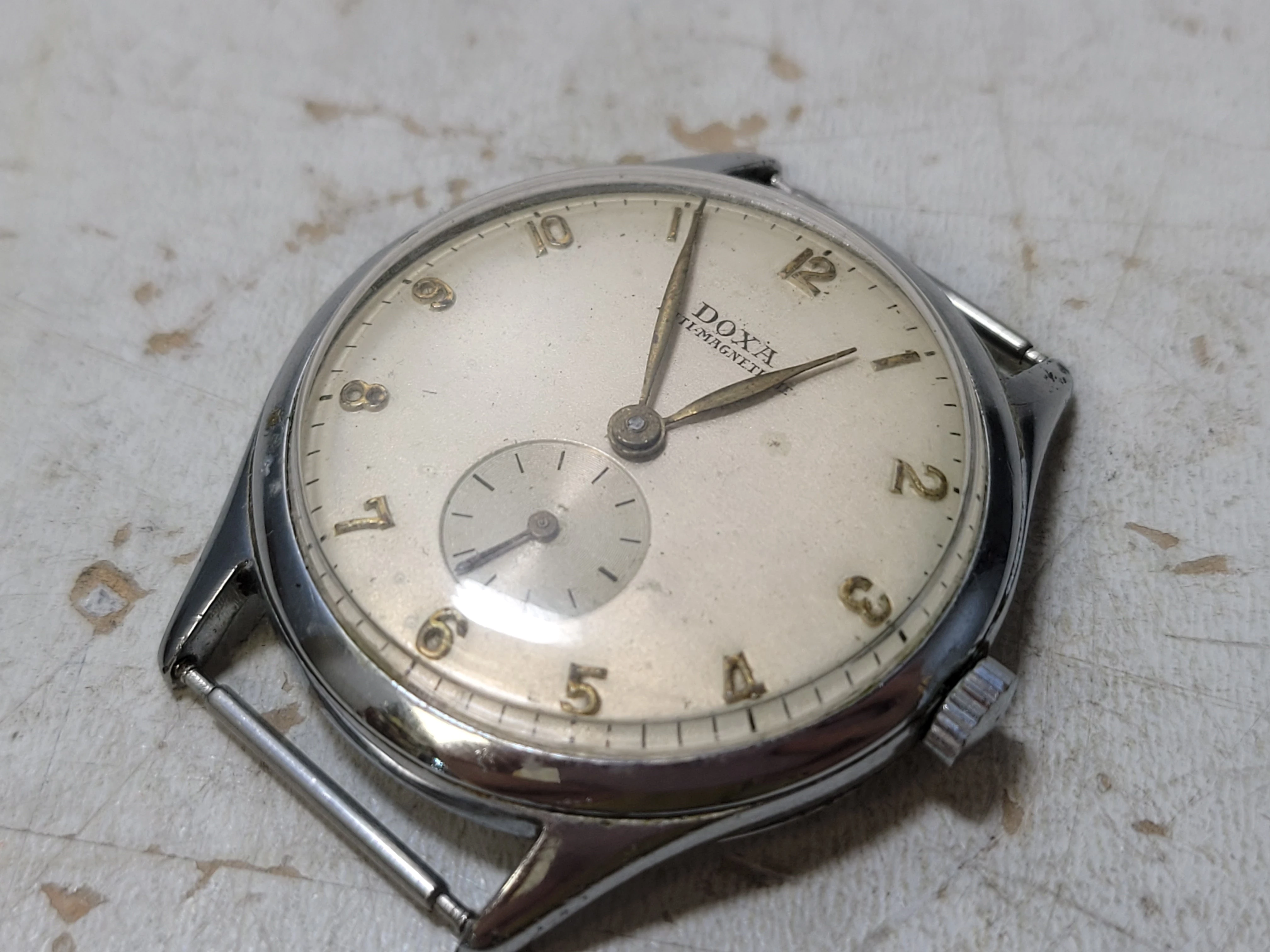 zegarek-doxa-antimagnetique-osiedle-niepodleglosci-1-krakow