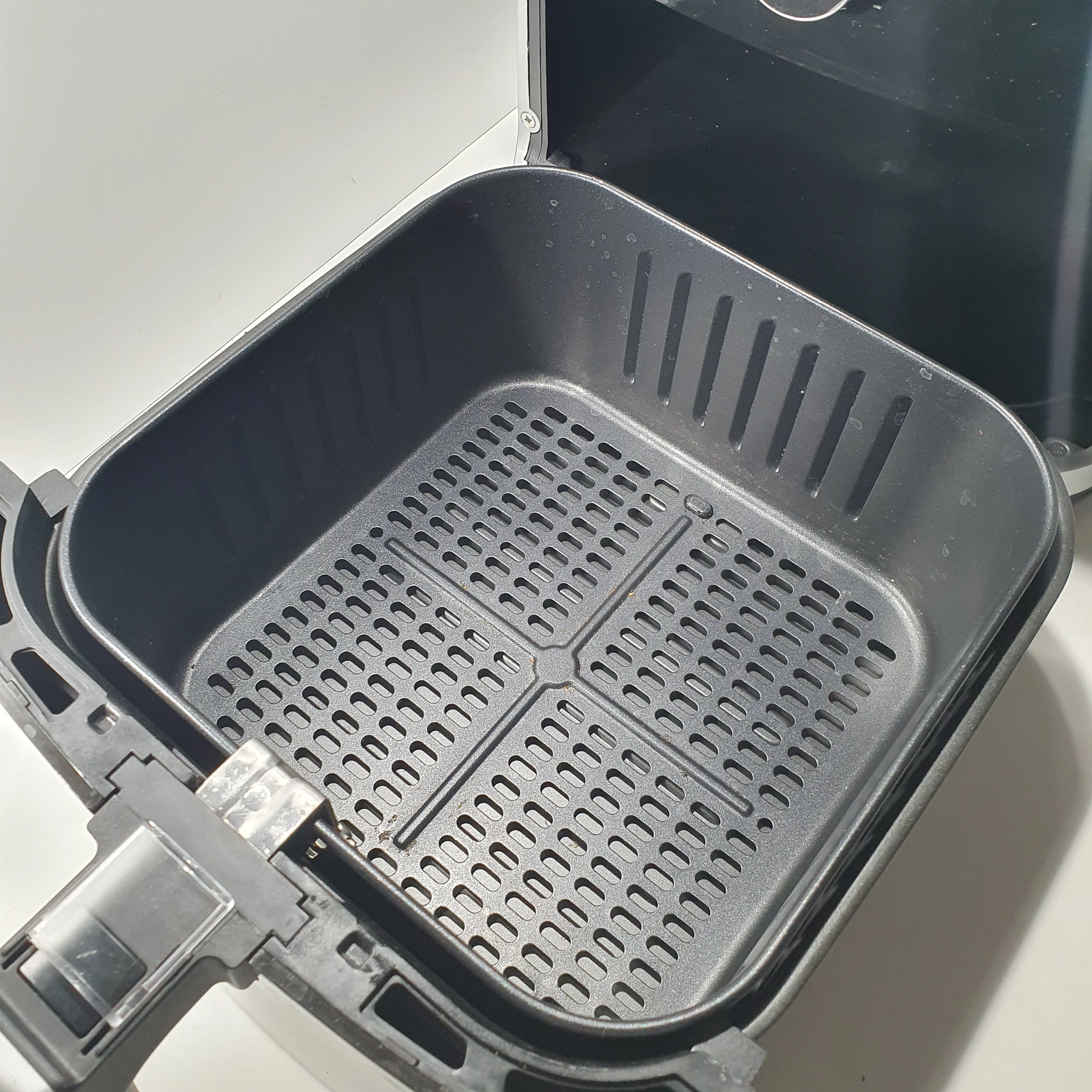 frytkownica-beztluszczowa-mandine-maf1800-22-1900-w-5-l-marka-203285-532349