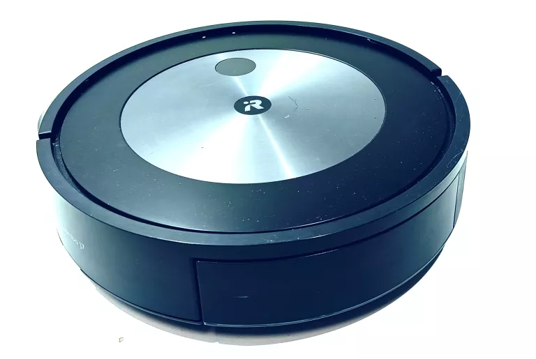 ROBOT ROOMBA J7 + STACJA ŁADUJĄCA