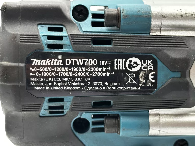 klucz-udarowy-makita-dtw700-12-700-nm-aku-15-ah-marka-127509-409738