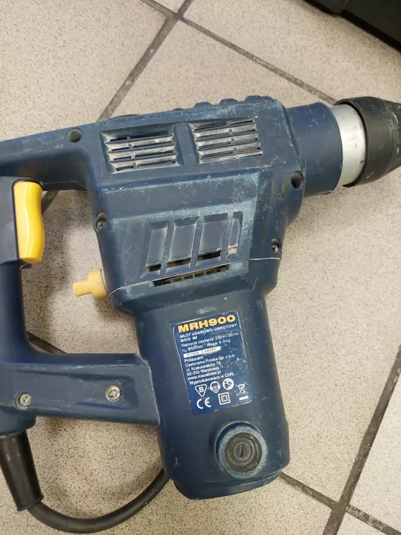 MŁOTOWIERTARKA MACALLISTER MRH 900 KOMPLET