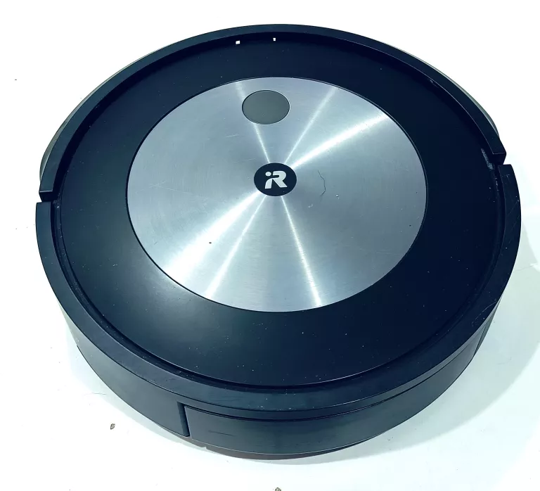 ROBOT ROOMBA J7 + STACJA ŁADUJĄCA