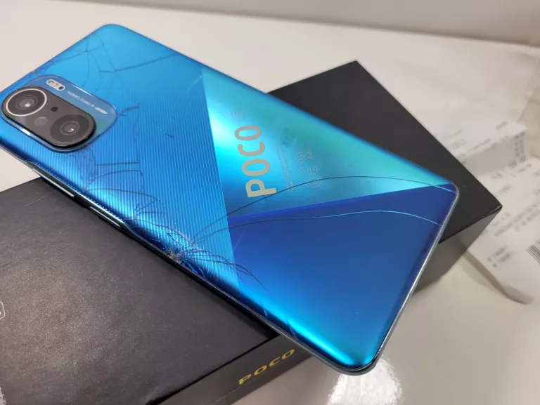 TELEFON POCO F3 8/256
