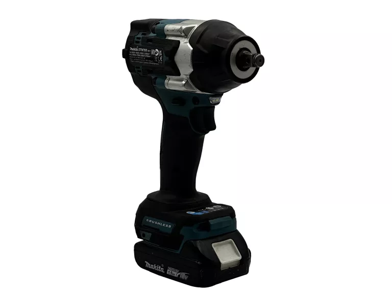 klucz-udarowy-makita-dtw700-12-700-nm-aku-15-ah-stan-11323-2