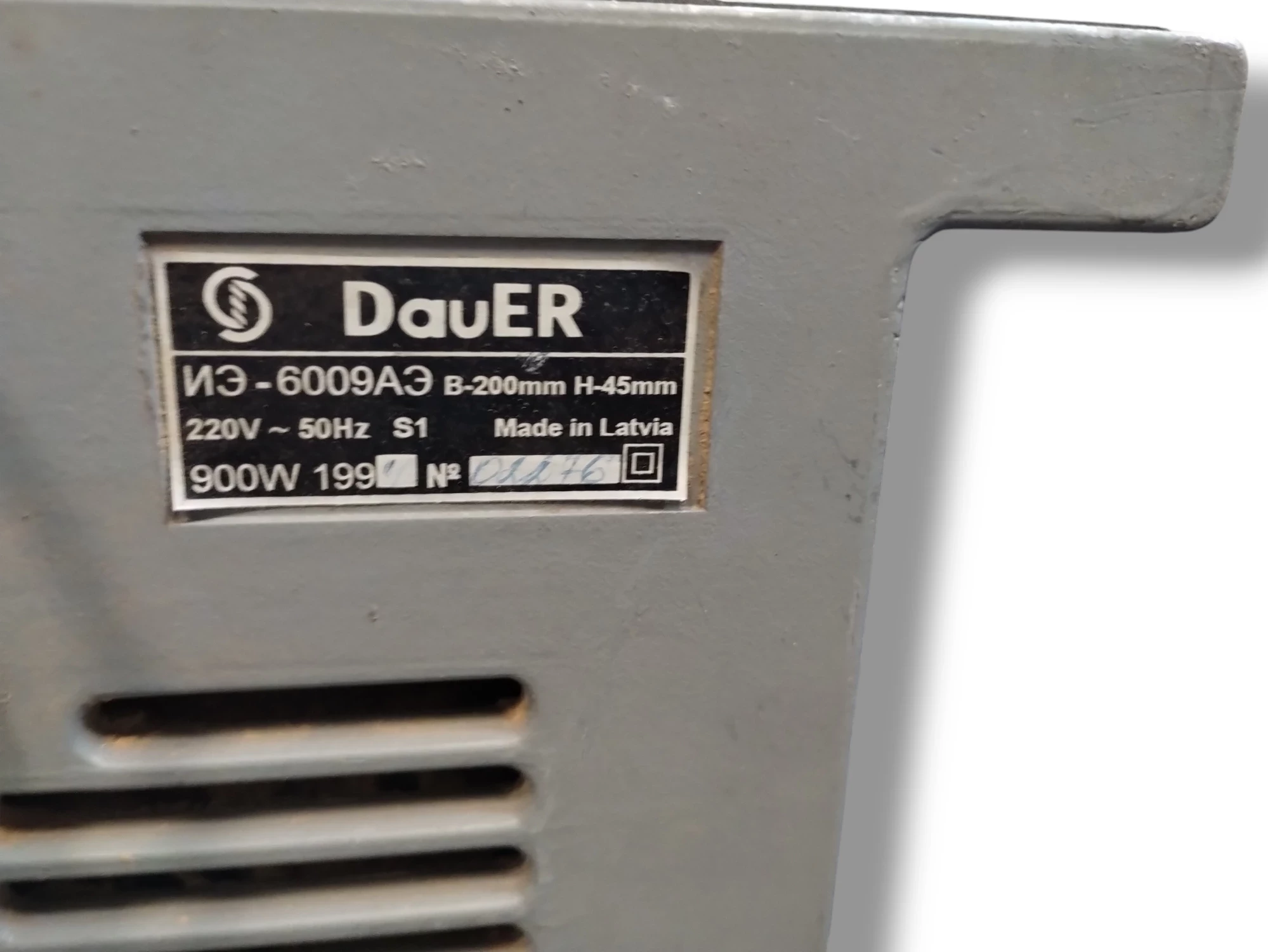 krajzega-pilarka-stolowa-dauer-900w-6009a-ean-gtin-021231454561