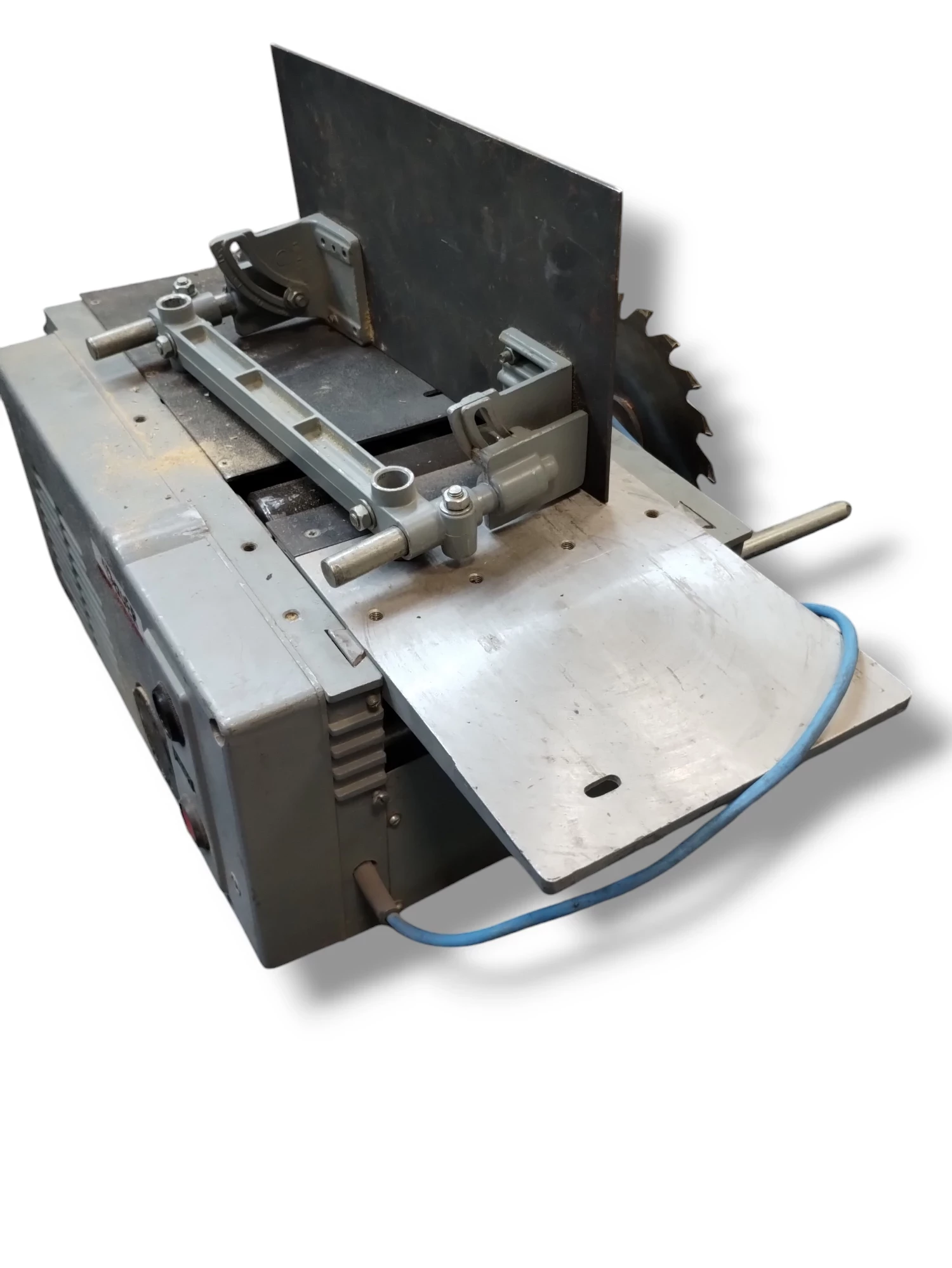 krajzega-pilarka-stolowa-dauer-900w-6009a-kod-producenta-dauer