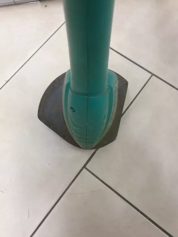 PODKASZARKA BOSCH EASYTRIM