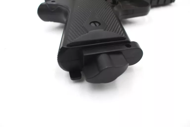 PISTOLET NA KULKI STALOWE 15XT/ CO2
