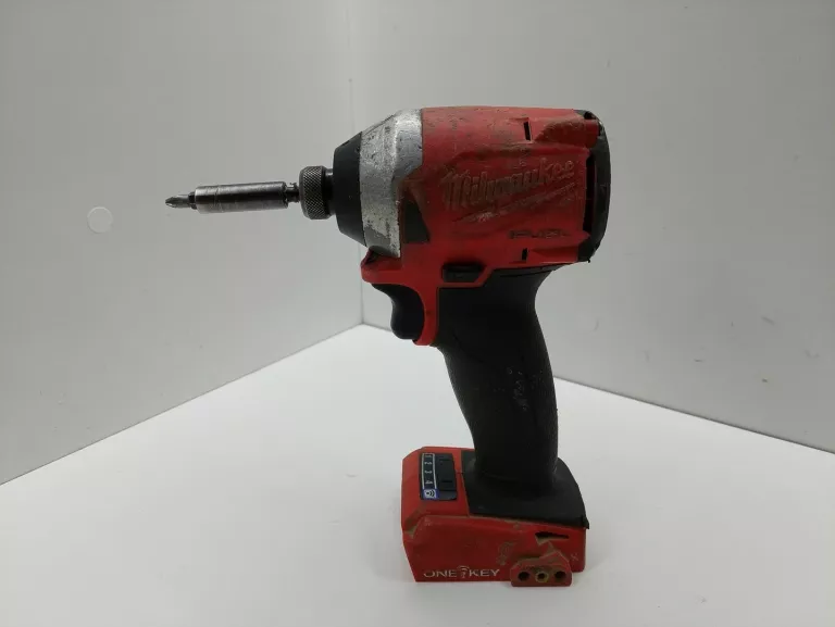 KLUCZ UDAROWY MILWAUKEE M18