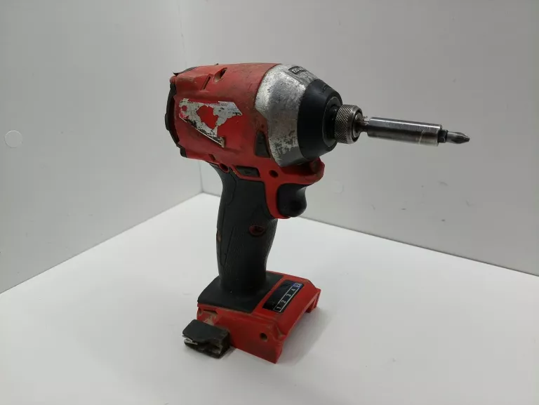 KLUCZ UDAROWY MILWAUKEE M18