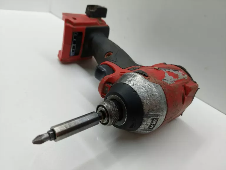 KLUCZ UDAROWY MILWAUKEE M18