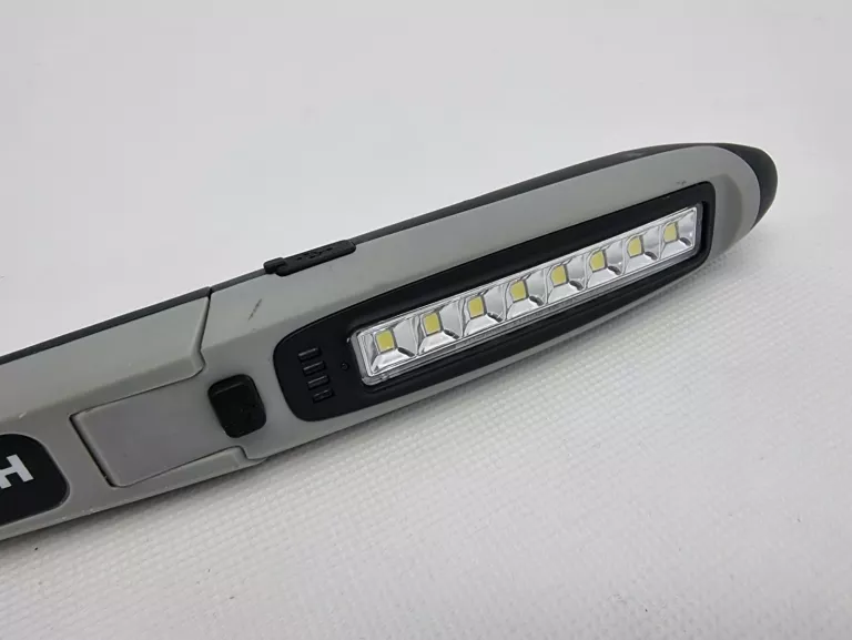 WURTH AKUMULATOROWA LAMPA LED SKŁADANA ŁADOW. USB