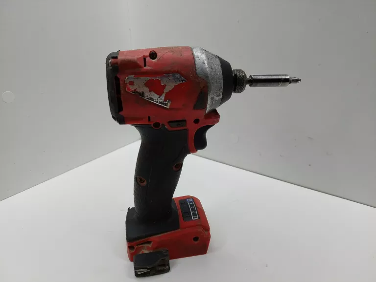 KLUCZ UDAROWY MILWAUKEE M18