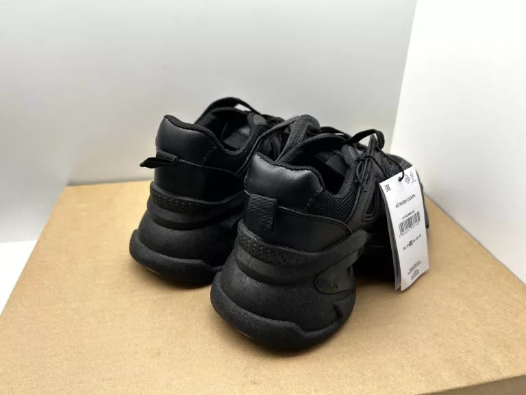 BUTY NA PLATFORMIE SINSAY CZARNE 38