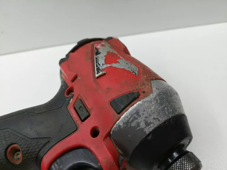 KLUCZ UDAROWY MILWAUKEE M18