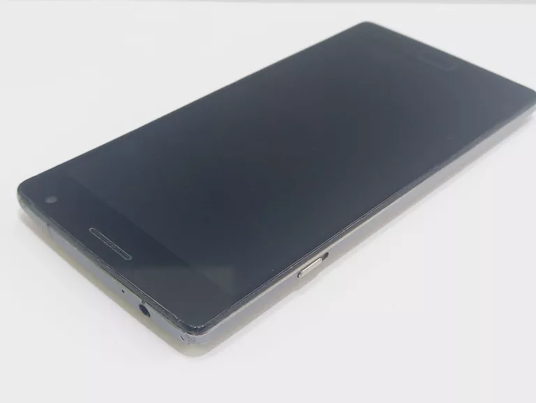 TELEFON ONEPLUS 2 4/64 GB