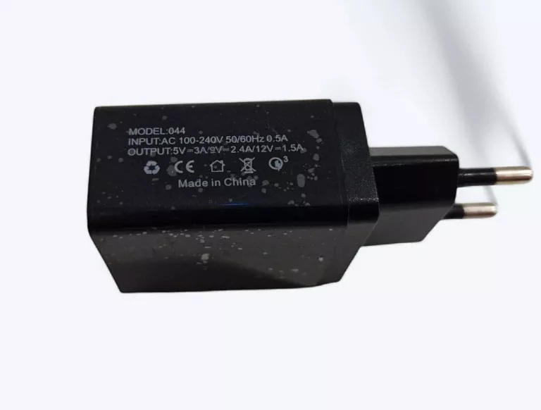 ŁADOWARKA QUICK CHARGE 3.0 + KABEL MICRO USB
