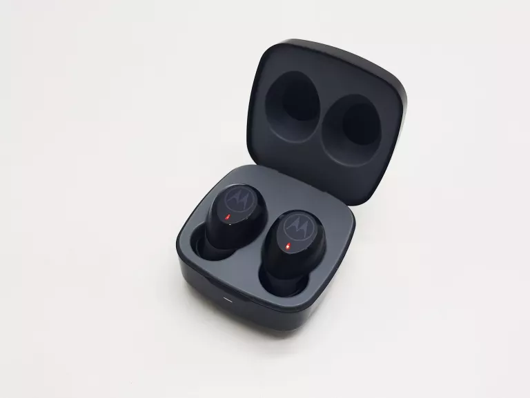 sluchawki-motorola-vervebuds-100-dekutowskiego-3a-krasnik-fabryczny