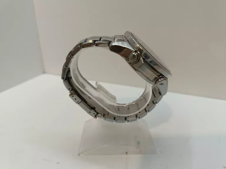 ZEGAREK CASIO EQB-510 B/N