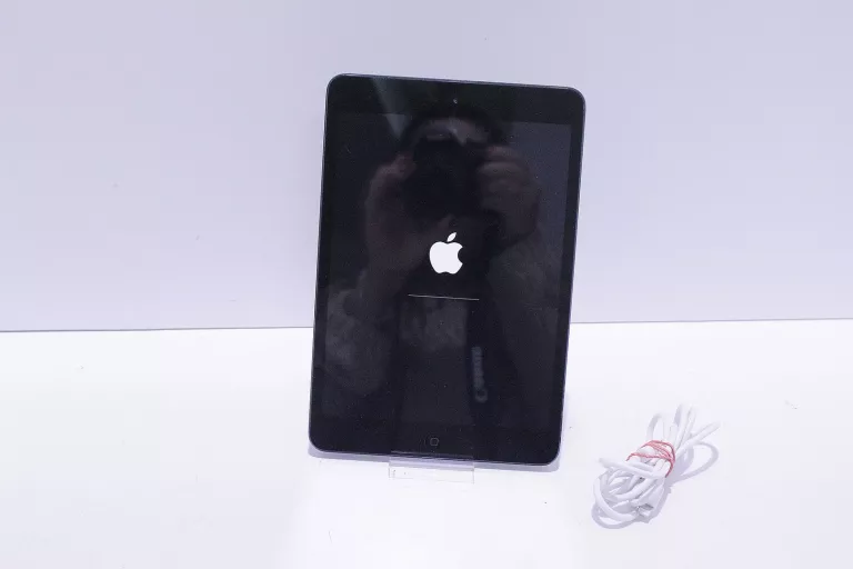 tablet-apple-ipad-mini-a1432-sportowa-2-starachowice