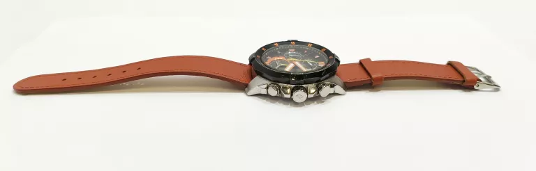 ZEGAREK CASIO EDIFICE EFM-502