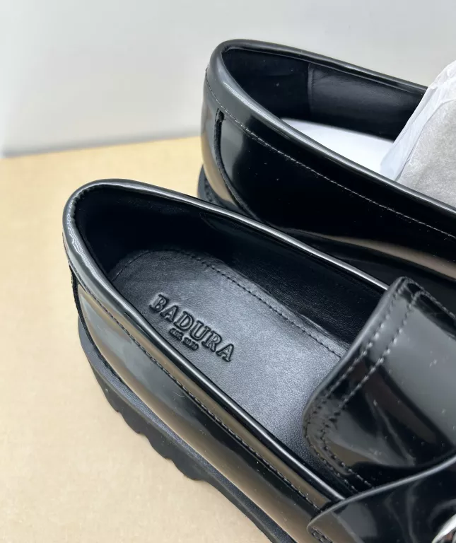 BUTY BADURA LOAFERSY LINDA-WGA3313-1Z R.38 CZARNE