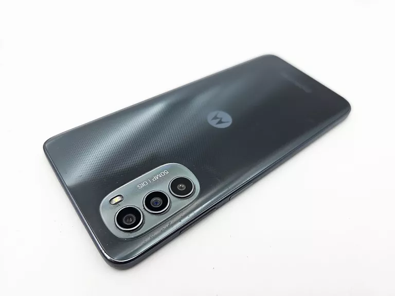 TELEFON MOTOROLA MOTO G82 5G (OPIS)