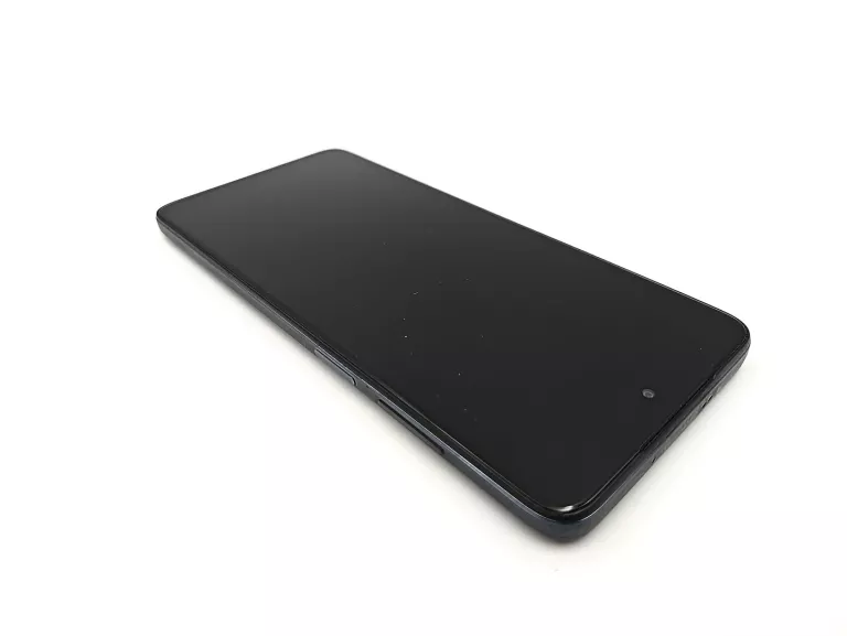 TELEFON MOTOROLA MOTO G82 5G (OPIS)