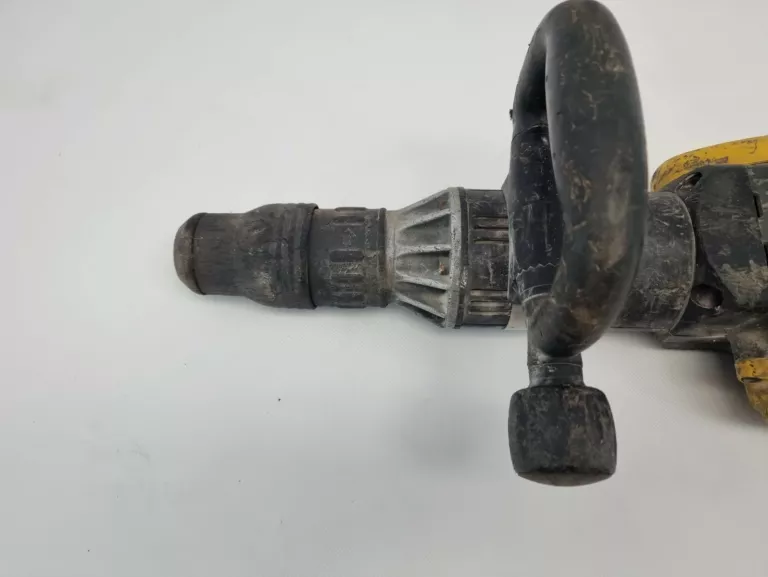 mlot-wyburzeniowy-dewalt-rodzaj-uchwytu-205149-222645