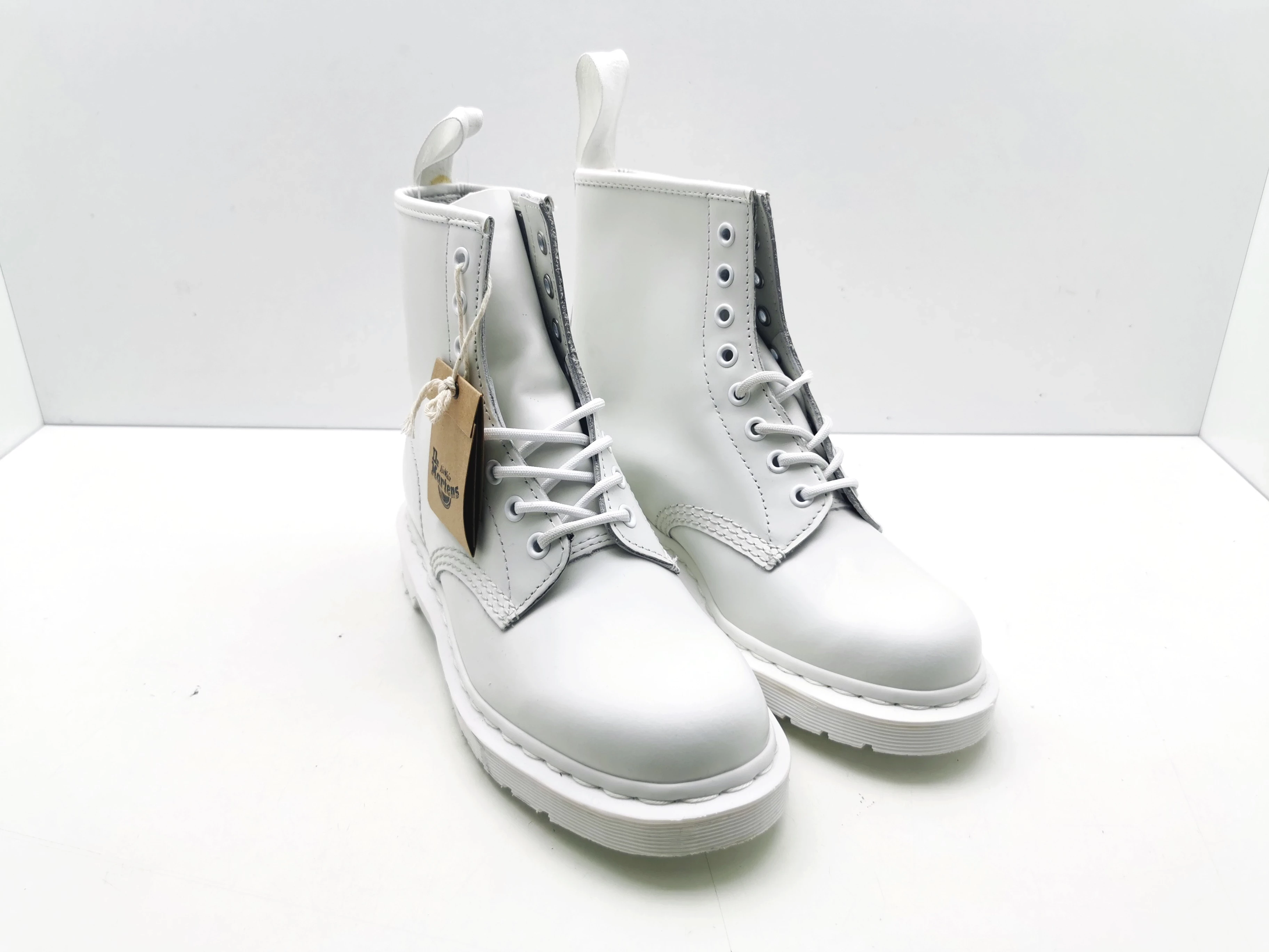 buty-biale-drmartens-airwair-r38-psie-budy-56-wroclaw