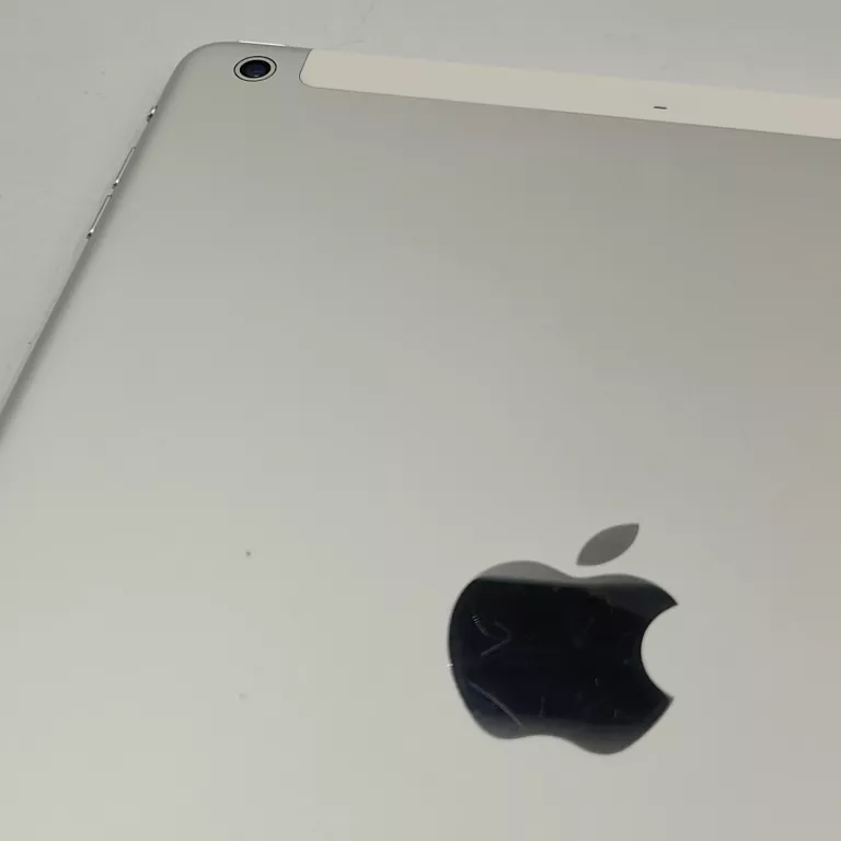 TABLET APPLE IPAD AIR 64GB MODEL: A1475 SŁABA BATERIA! OPIS!!!