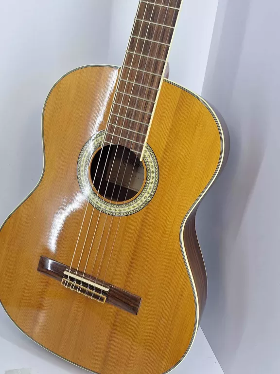 GITARA KLASYCZNA ALMERIA 36SN
