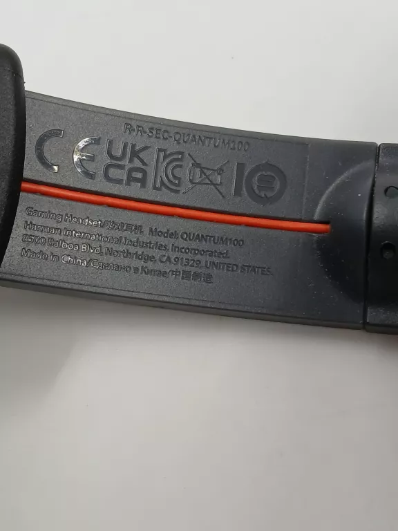 SŁUCHAWKI WOKOŁOUSZNE JBL QUANTUM 100