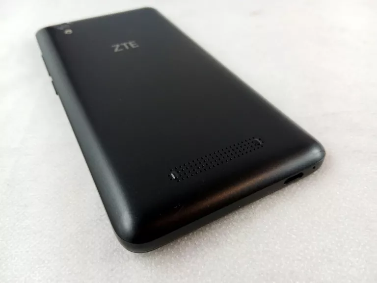 TELEFON ZTE BLADE A452 1/8GB