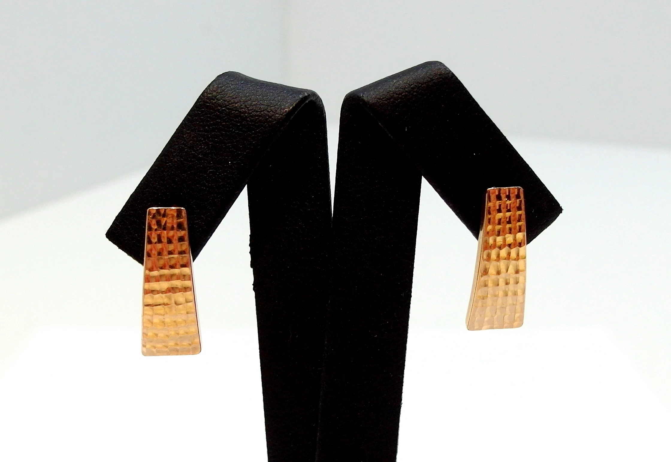 zlote-kolczyki-bigiel-angielski-typu-lira-prp585-220-g-rodzaj-2205-2