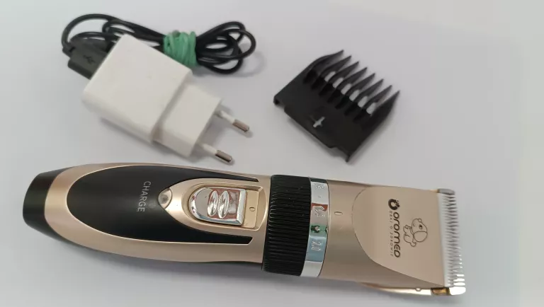 MASZYNKA DO STRZYŻENIA DLA ZWIERZĄT OROMED ORO-PET CLIPPER GOLD