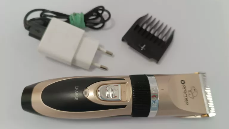 MASZYNKA DO STRZYŻENIA DLA ZWIERZĄT OROMED ORO-PET CLIPPER GOLD