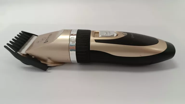 MASZYNKA DO STRZYŻENIA DLA ZWIERZĄT OROMED ORO-PET CLIPPER GOLD