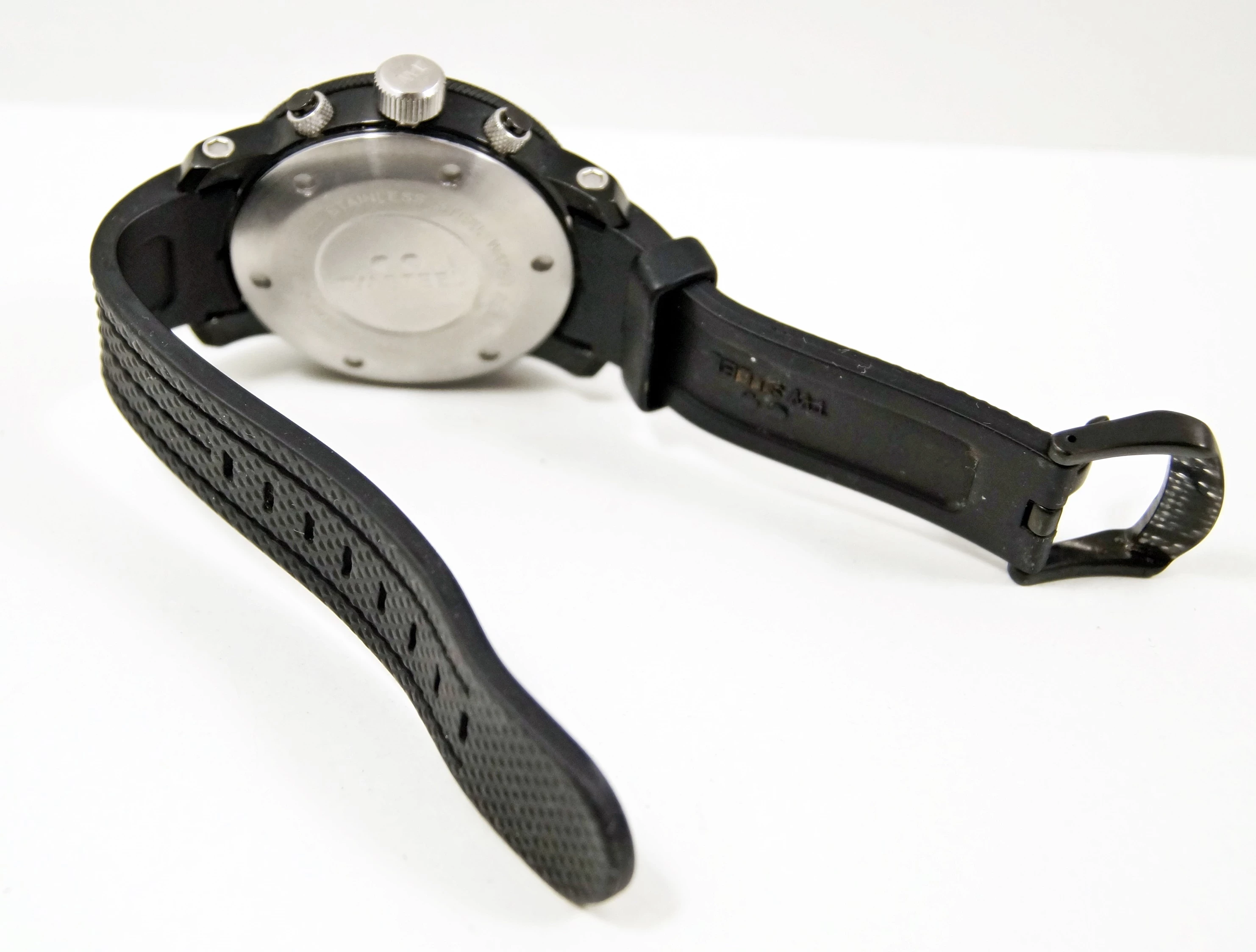 zegarek-meski-tw-steel-grandeur-diver-czarnyguma-o48-mm-rodzaj-129220-1