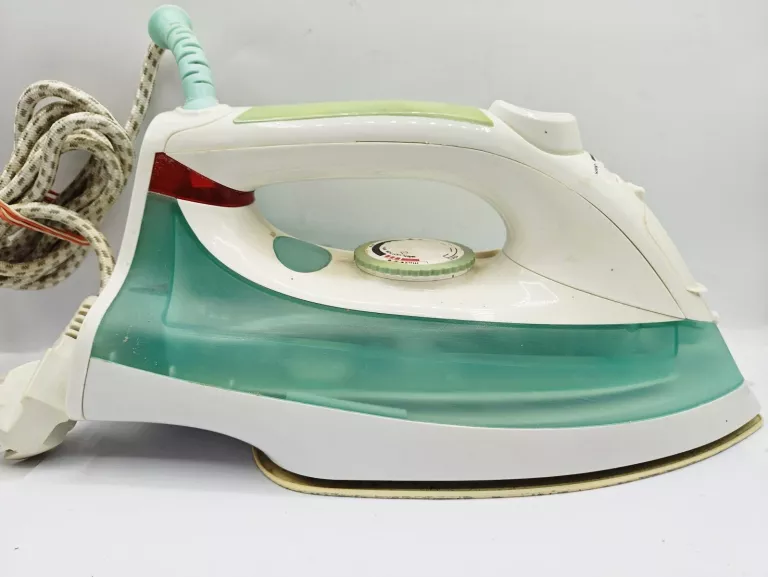 zelazko-leaf-at-okazja-at-sredzka-28-wroclaw