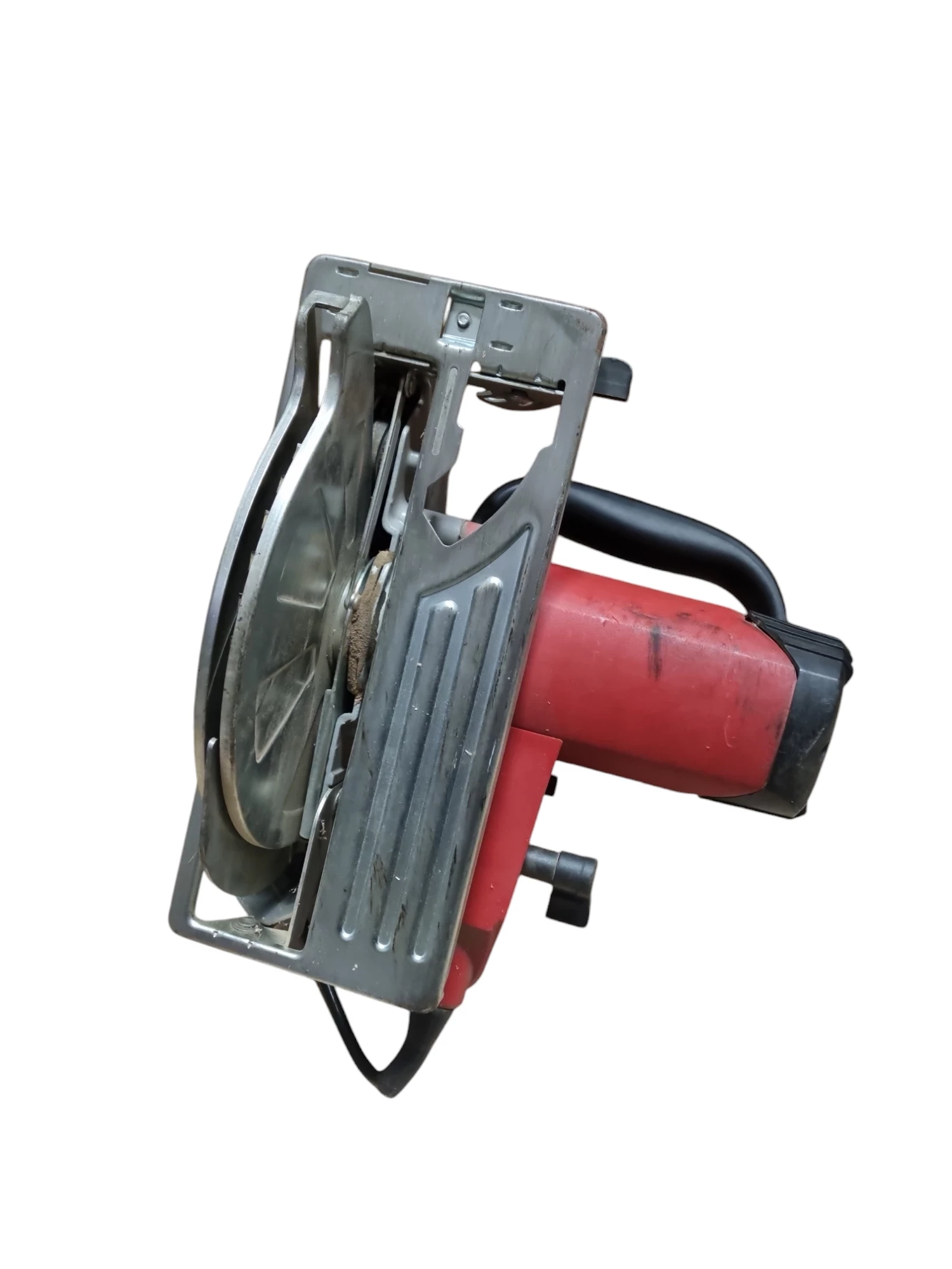 pila-tarczowa-einhell-tc-cs1400-marka-129307-1