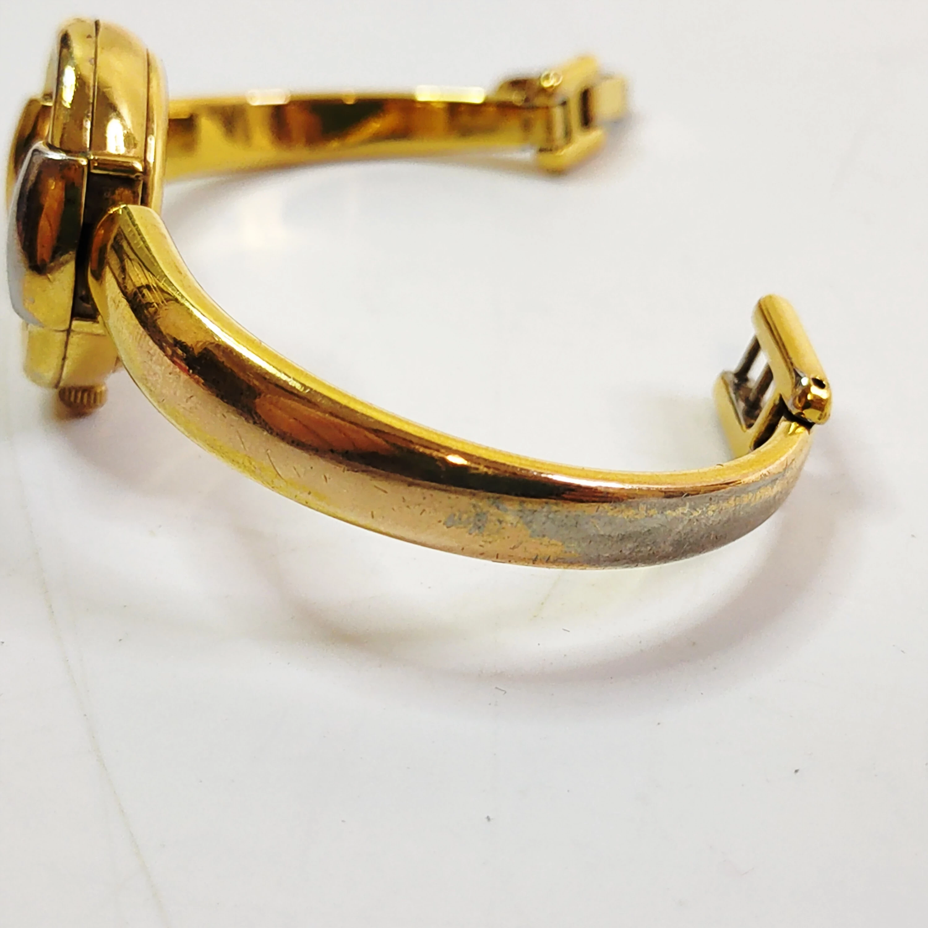 zegarek-gucci-zloty-stan-11323-2