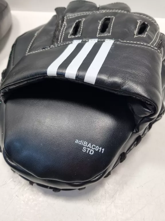 TARCZE TRENERSKIE ADIDAS  ADIBAC011 STD