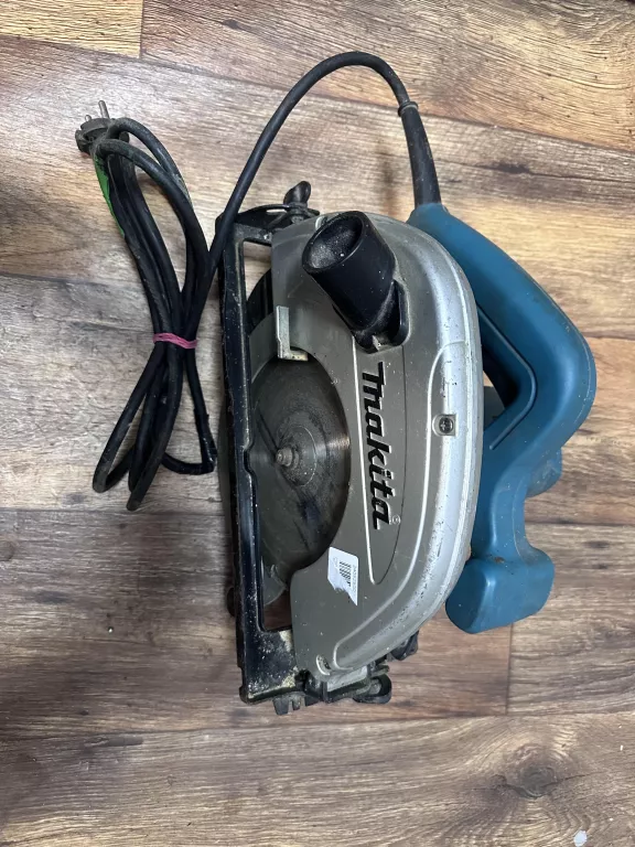 PILARKA RĘCZNA MAKITA 5704R