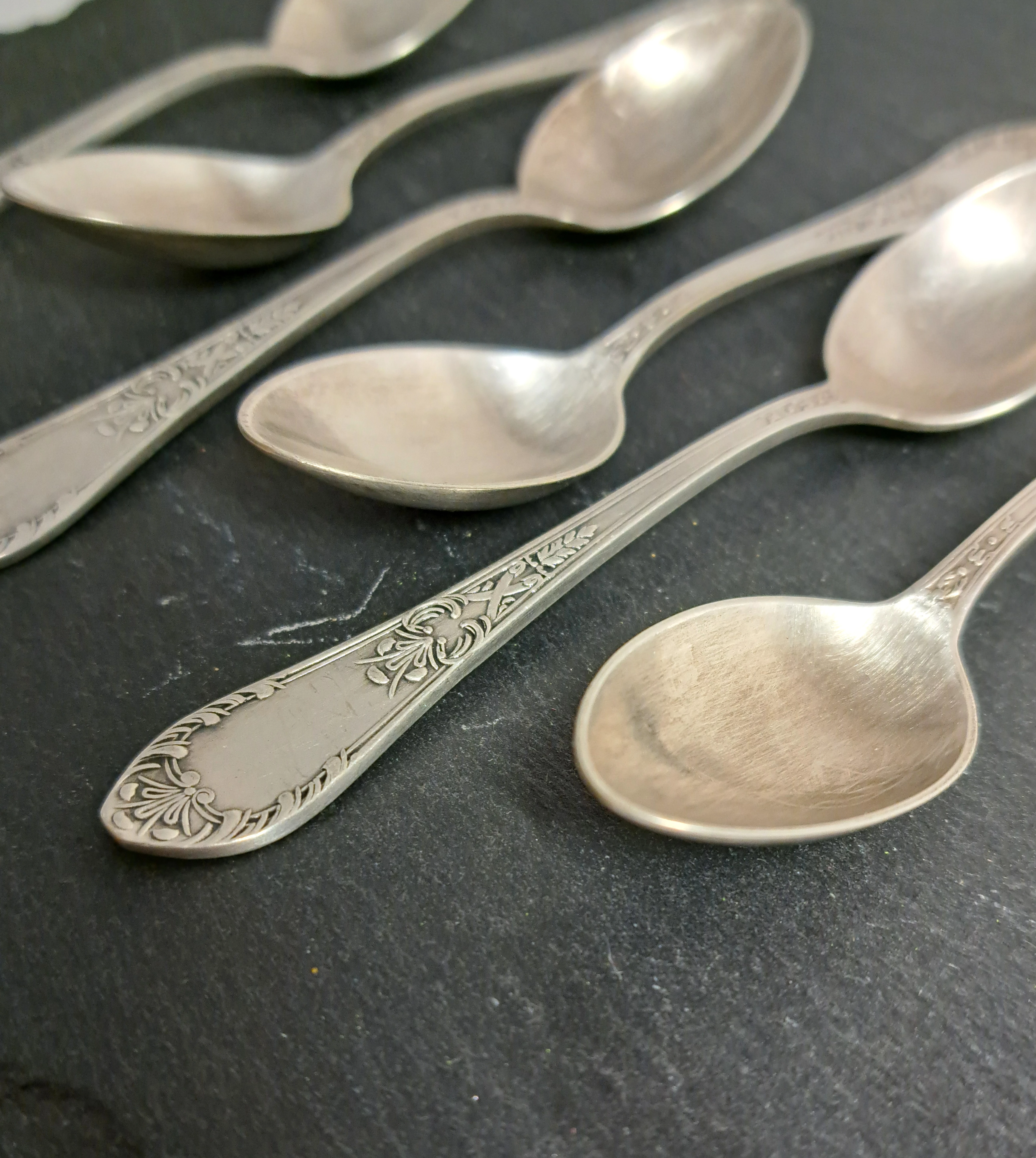 lyzeczki-met-60-hd1-hefra-zestaw-lyzek-do-mocchi-art-deco-6szt-linia-superior