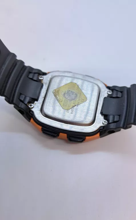 ZEGAREK CASIO 3239 POMARAŃCZOWO CZARNY ELEKTRONICZNY